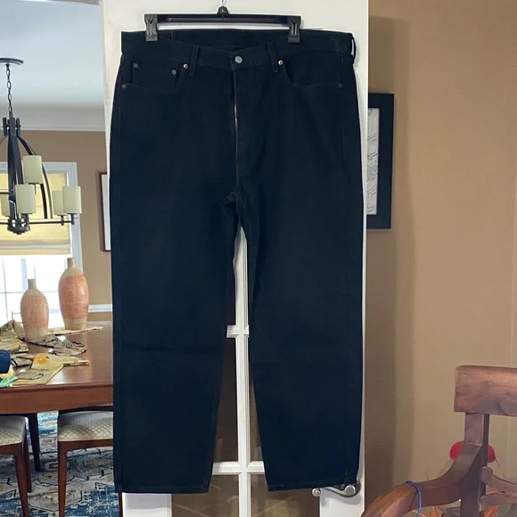 Levi's Men's Black Relaxed Jeans - Picture 1 of 5